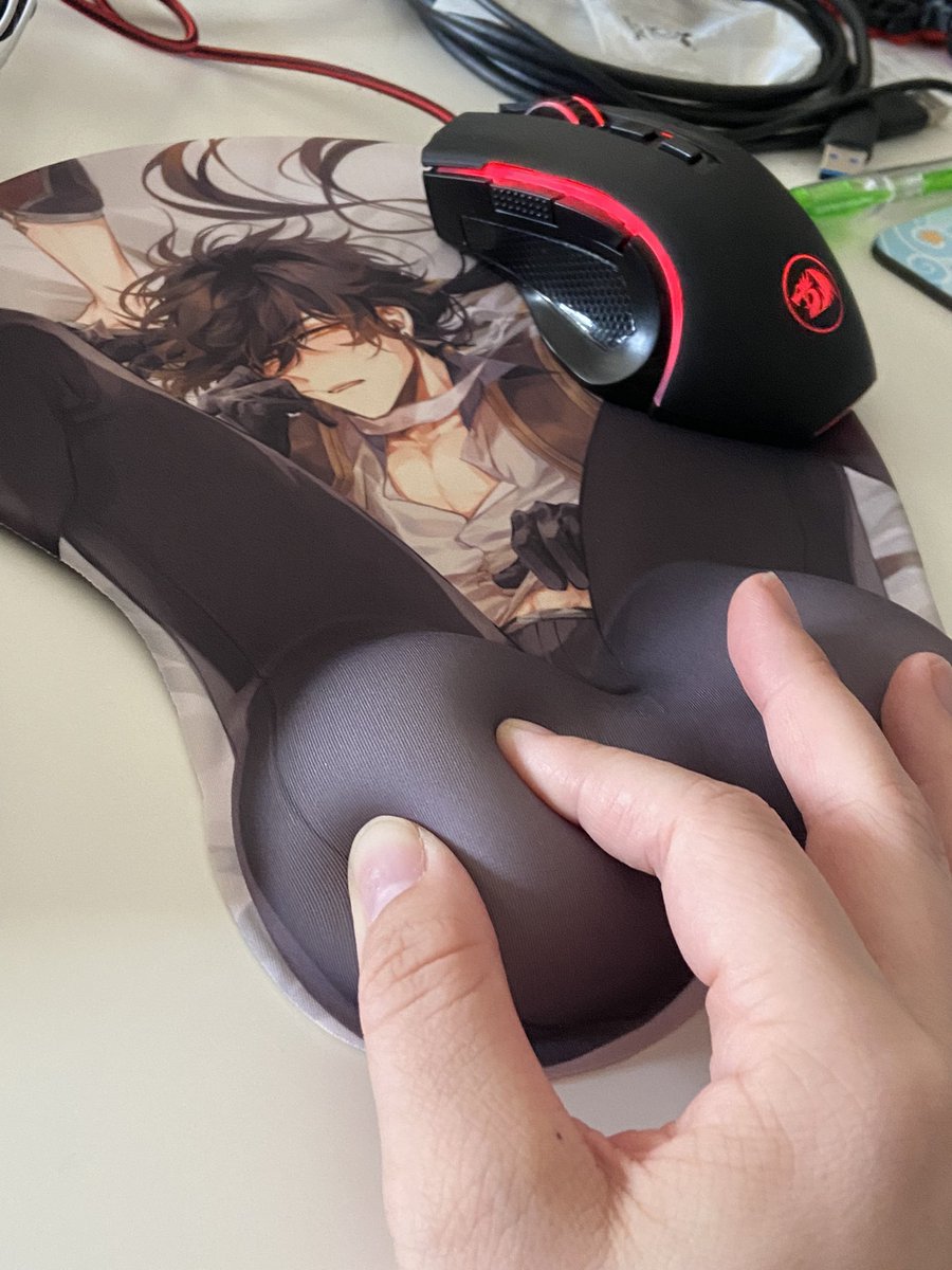 pyromantyc's tweet photo. @ResonantNSFW he finally arrived home and i am obsessed https://t.co/KWtccpyrzW
