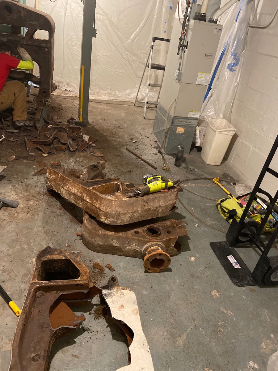 DDDemolition's tweet image. #duediligencedemolition #interiordemo #residentialdemolition #veteranowned #veteranoperated #demolition #dirtyjobs