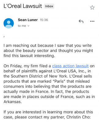 mlmccarty's tweet photo. Imagine going to law school, passing the bar, and then doing this for a living https://t.co/5wfzLkkhzm