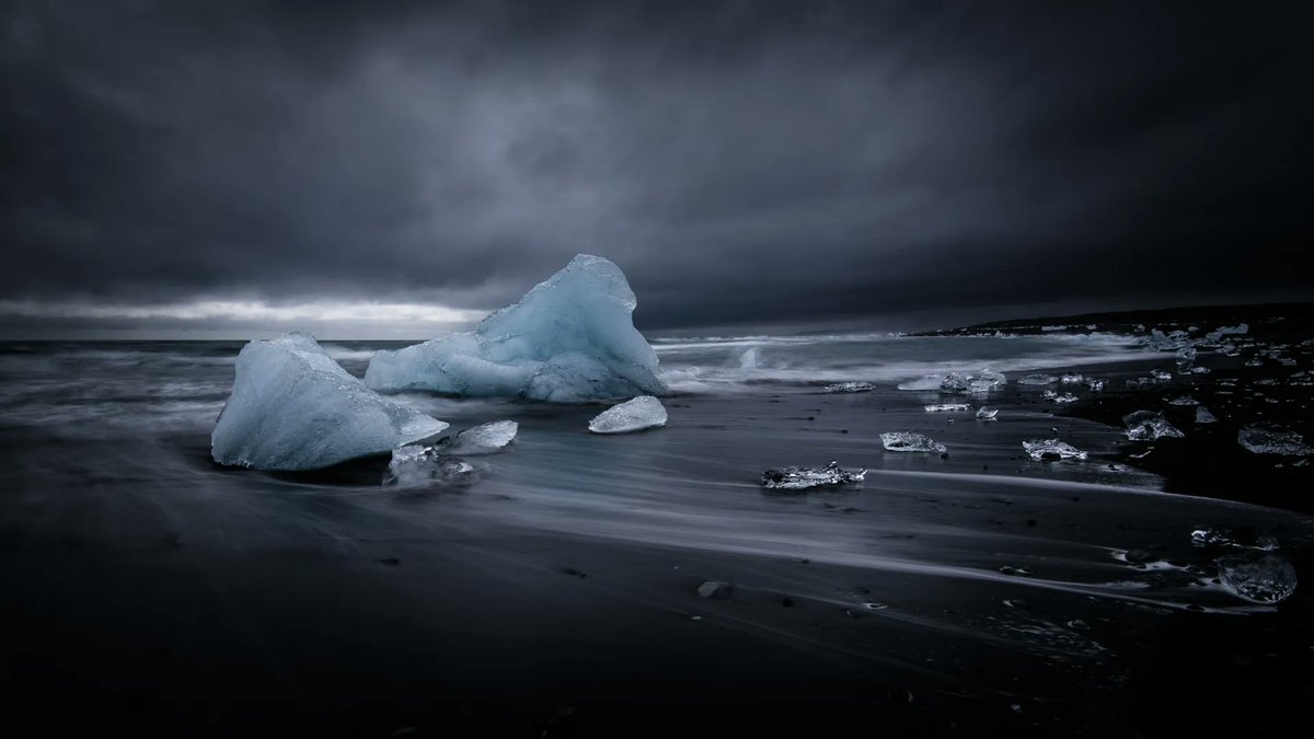 JanWaider's tweet photo. »𝐑𝐞𝐦𝐧𝐚𝐧𝐭𝐬«
— Iceland (2017) https://t.co/CxwQCwy6uj