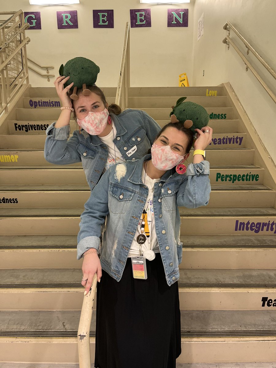 Happy TWOSDAY from your fav teacher duo 2/22/22 ❤️🍩 <a href="/HopInto1stGrade/">Kayleigh Scarlett Hopper</a>