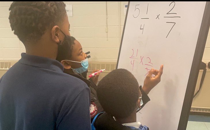 MrsKeziahFinney's tweet photo. It was a math challenge day! The competition was intense! The students did a great job working as a team. Let’s go! #lyricalmath #popupmathclass #math https://t.co/82ulRjanZP