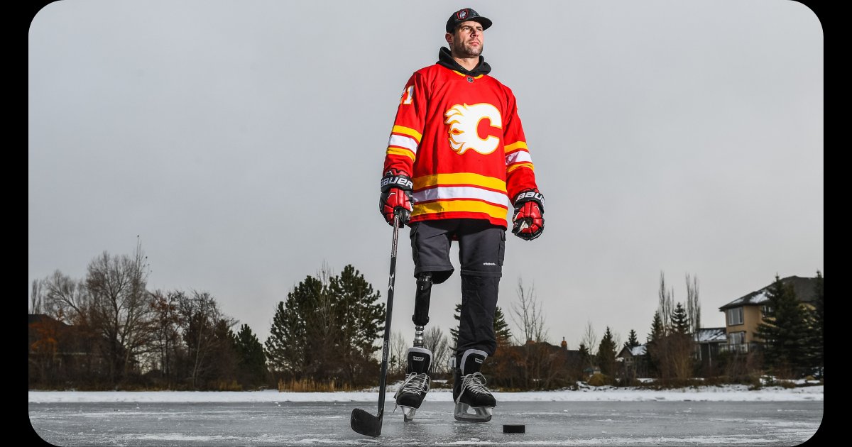 Recently named Flames Community Champion, Chris Cederstrand is someone who found ways to thrive after suffering a workplace accident. Now the sledge-hockey ace is devoting his life to helping others.

calgaryboosterclub.com/2022/02/21/det…

<a href="/SportCalgary/">Sport Calgary</a> <a href="/NHLFlames/">Calgary Flames</a> @LakelandCollege #yyc