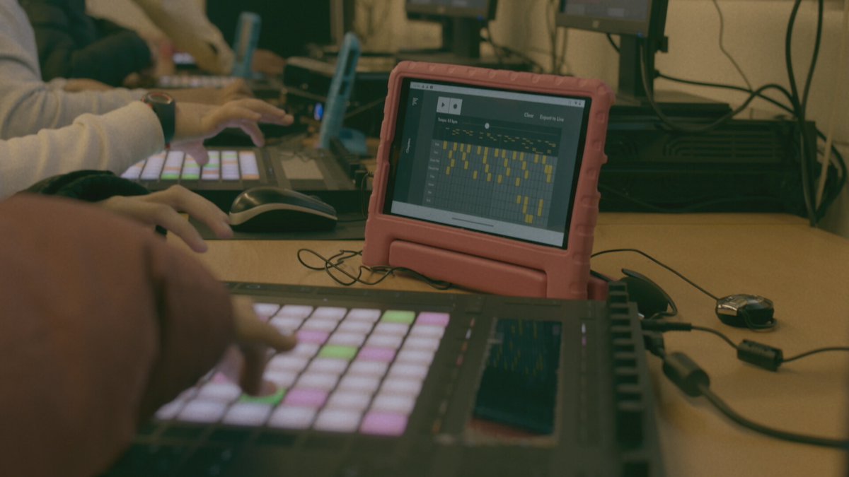 Sense ficció tweet media