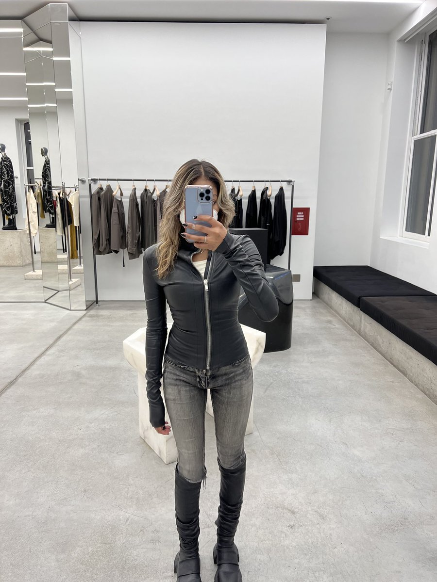 sombercrush's tweet photo. holy fuckkkk rick owens gary jacket https://t.co/25WlIlzINK