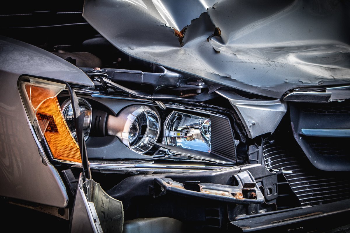 FrontLaneSafety's tweet photo. Rear end collisions really can be avoided 🚨. Learn more about staying safe in "3 Ways to Prevent Rear End Collisions," the latest blog from FrontLane: https://t.co/dYajeh1x88

#carsafety #rearended #driversafety #distracteddriving https://t.co/Oja4pVqg5V