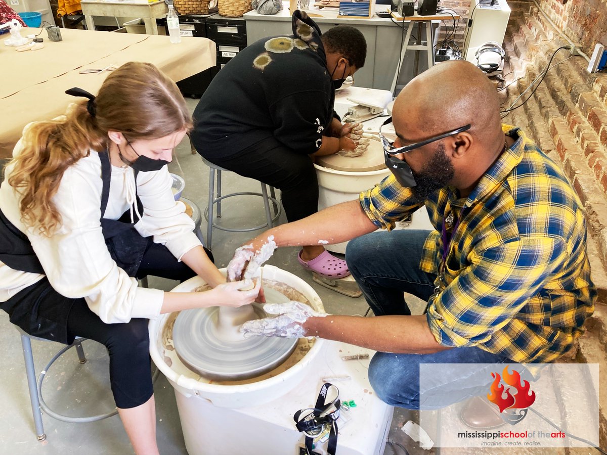 MSABrookhaven's tweet photo. MISSISSIPPI SCHOOL OF THE ARTS welcomes Mississippi-based, award-winning sculptor, Stephen Phillips. Thanks to Phillips for his time giving our visual artists some lessons and tutorials in the sculpting lab. 

Read more about Phillips: https://t.co/ueGOWnWavZ

#msedu #visitms https://t.co/6UaZXToq8w