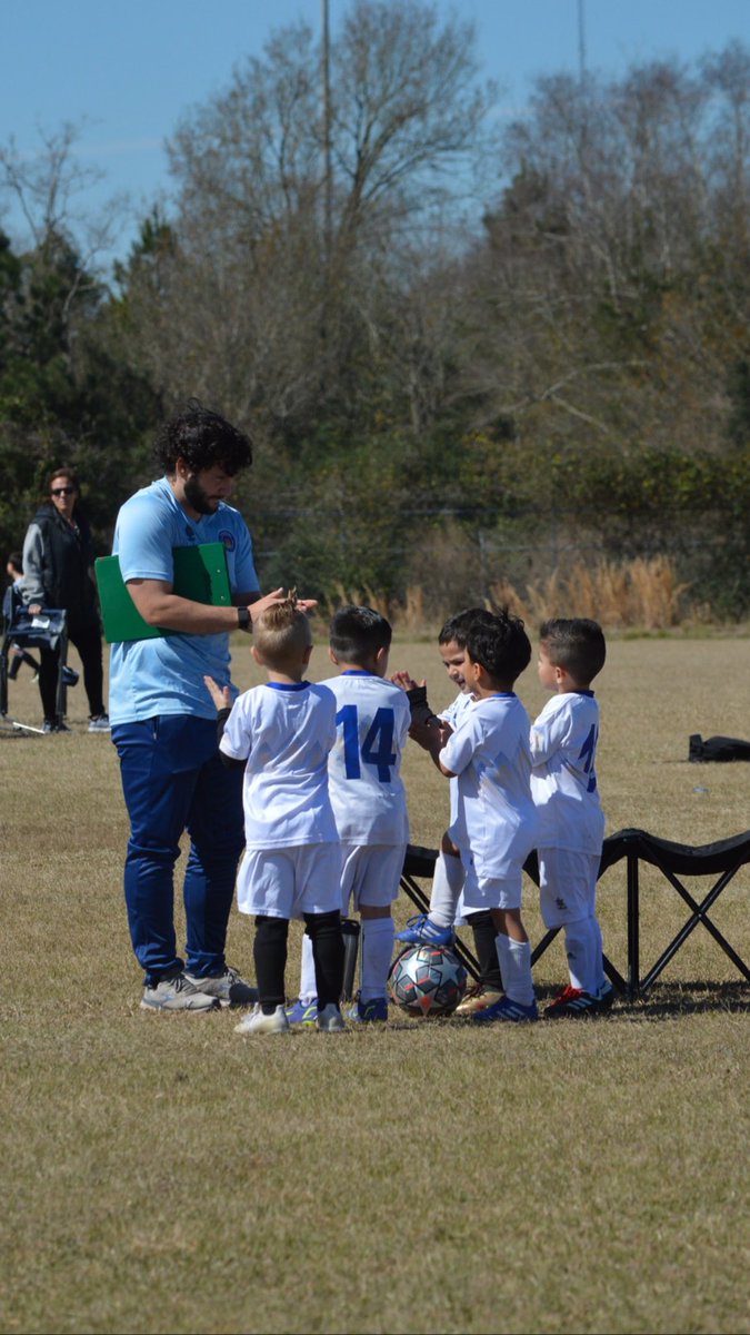 mck1484's tweet photo. Had fun watching Andrew coach and play this past weekend! https://t.co/Ja710PRDW0