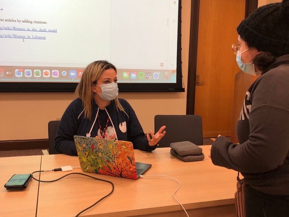 2Rath_Wikipedia's tweet photo. Thanks for coming to our second edit-a-thon🥰

#Editathon #editathon #AUB #art #feminism #wikipedia #wikidata #wikimedia #wikiedu #genderandwomensstudies #aublibraries https://t.co/TCz4giIJAy