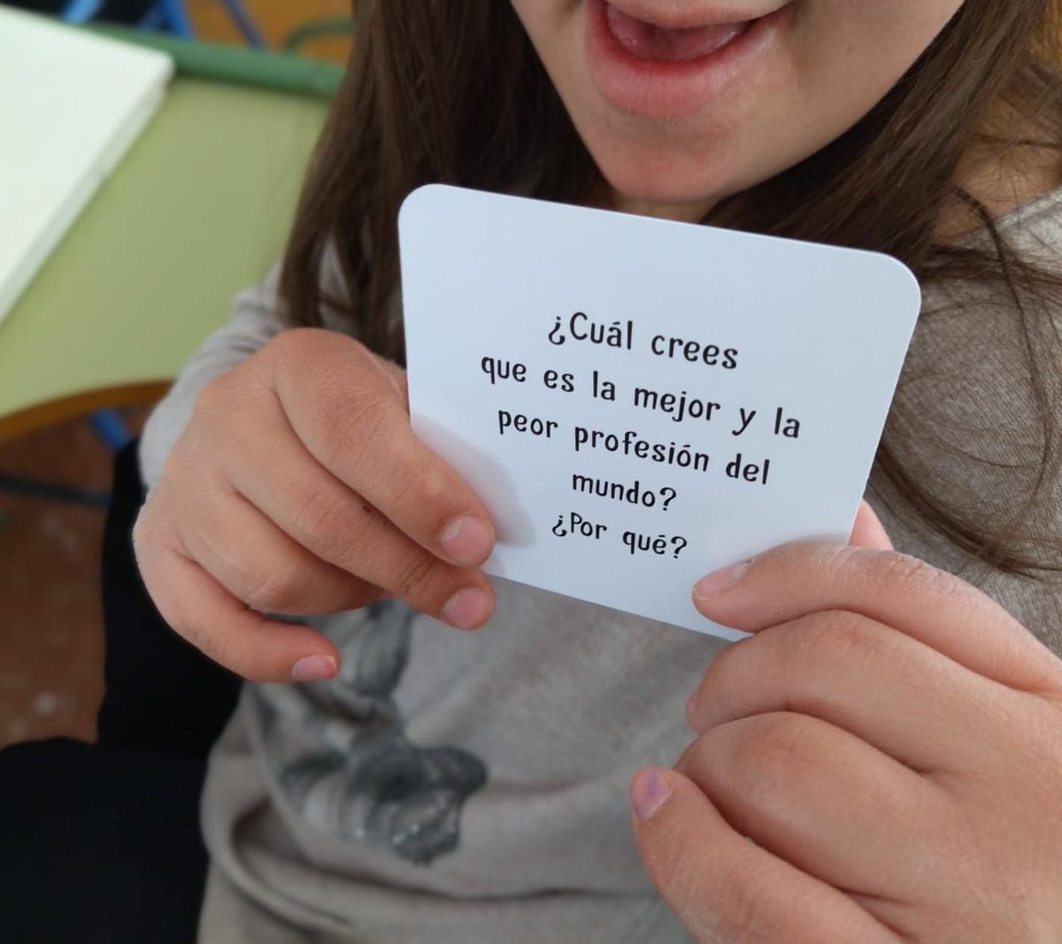 CPEEEJeanPiaget's tweet photo. Programa de #HabilidadesSociales, con un material nuevo y que nos encanta, nuestras #TalentCards.
Con la linea “Conversa” nuestr@s chic@s nos han vuelto a sorprender!!
@esolysol11 
@ProEdSaludable 
@ProInnoAnd 
#centrosmolones
#pftval
#diversidadextraordinaria
💚💜🧡❤️💙🤎🤍 https://t.co/CyjfEsw1CP