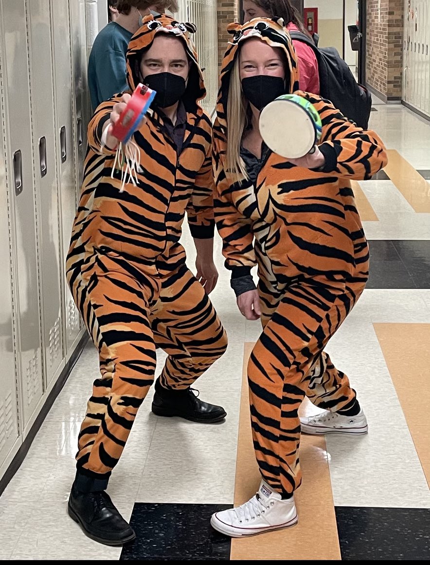 So happy to cheer on Noah Hewitt as well as our other State Champs today! Woot! #d128DARING