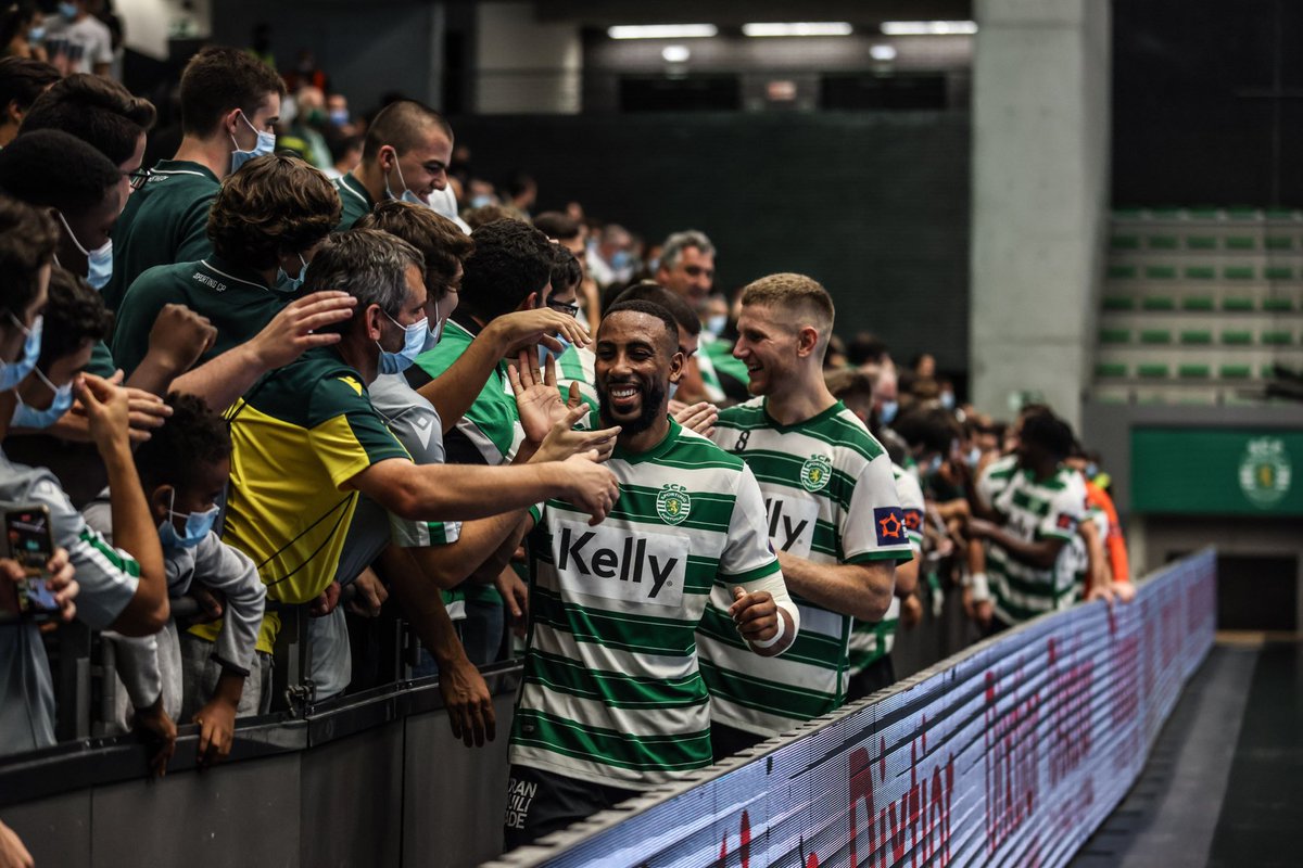 Edmilson23EA's tweet photo. 🤾‍♂️GameDay//DiadeJogo
🇪🇺EHF European League 
🦁Sporting CP 🆚 Tatabanya
🏟 Pavilhão João Rocha 
📺 Transmissão Sporting TV
🥁Contamos com o vosso Apoio https://t.co/uMGl780wsB