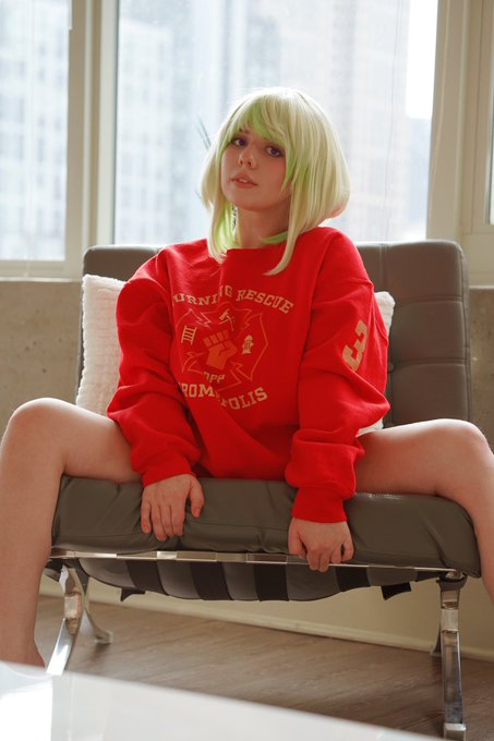 I&rsquo;m f*cking cold https://t.co/6pMtjEZBVR<a href="/tag/hxh"class="tags"><span>#hxh</span></a><a href="/tag/chrollo"class="tags"><span>#chrollo</span></a>