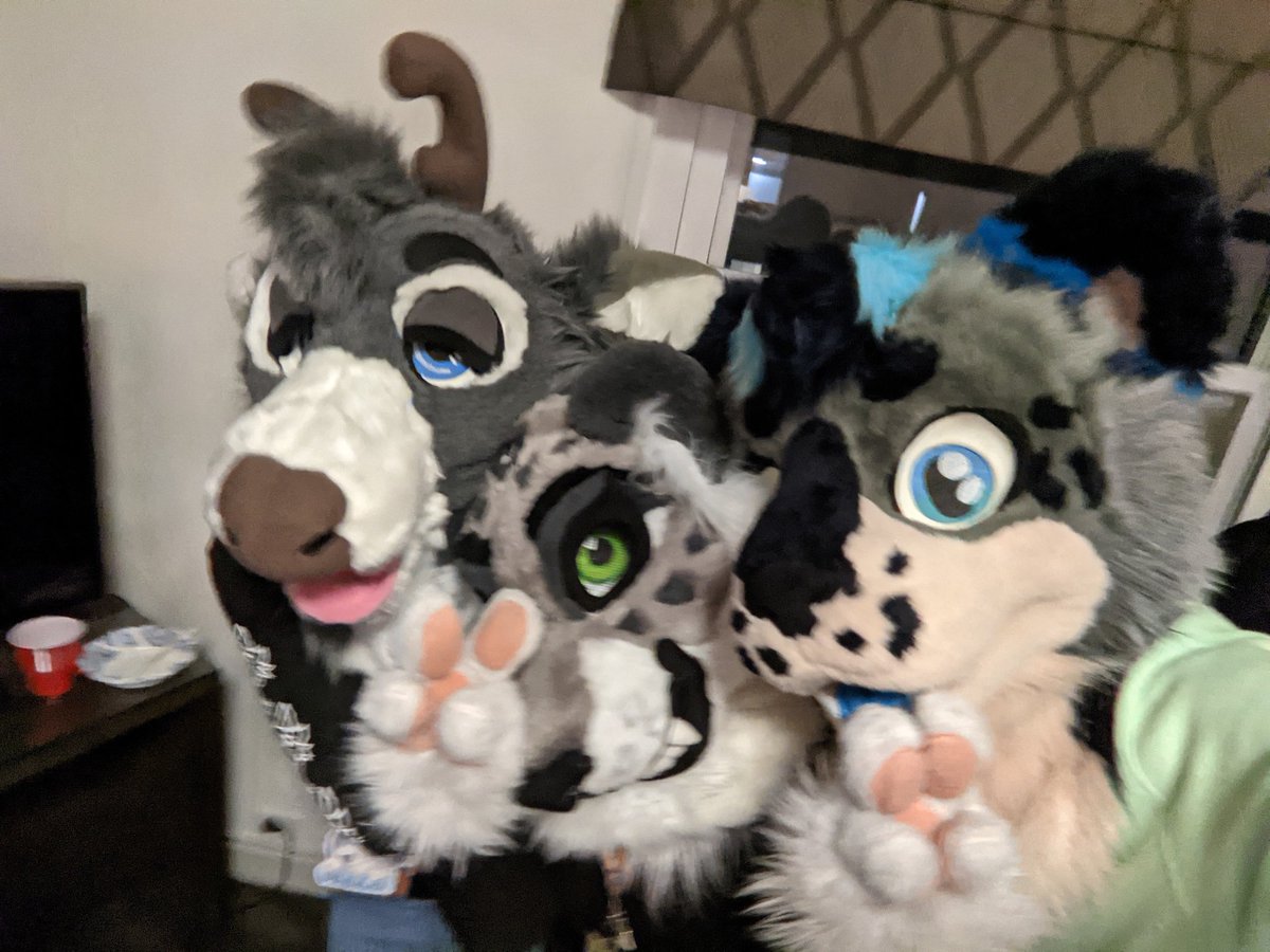 NikoSnep's tweet photo. 👏 WHAT 👏 A 👏 CON!! 👏 
#ANE2022 was one hell of a party 🎉

Thanks everyone for dancing, drinking  and just vibing out all weekend long! Can't wait to gremlin out at the next con with everyone https://t.co/CTdFzgegr0