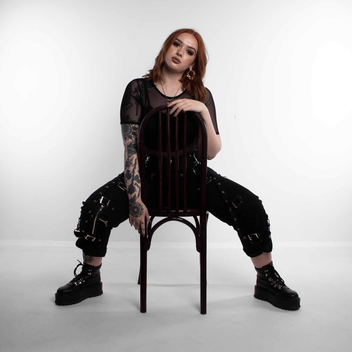 melhancholy's tweet photo. absolutely obsessed with this shoot😍 https://t.co/bUbijrofKc