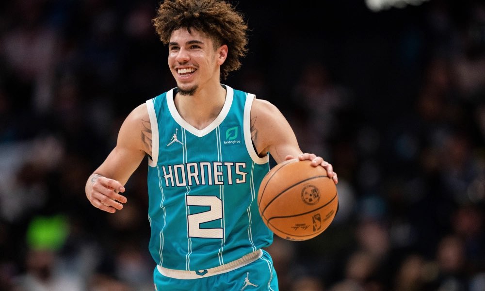 ringernba's tweet image. Happy #Twosday! Who’s your favorite player that wore number 2️⃣?