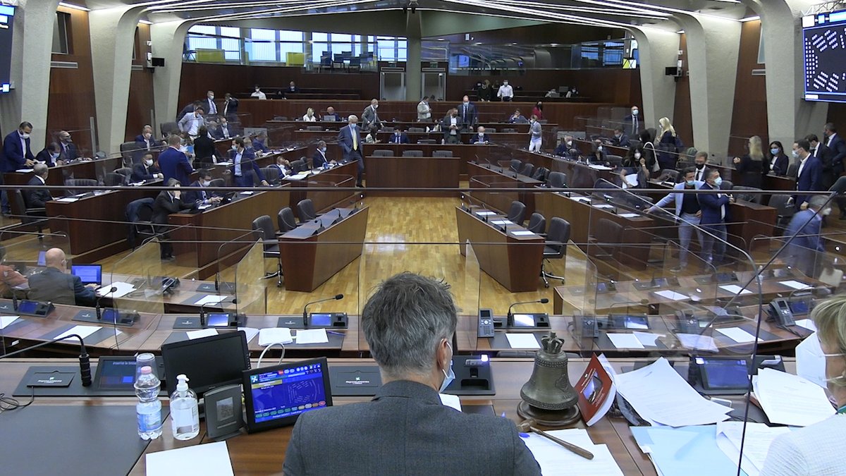 ConsLomb's tweet photo. In @ConsLomb la nomina di @SilviaScurati @LDelGobbo e @rafstraniero quali nuovi rappresentanti regionali nell'Osservatorio per l'attuazione del fattore #famiglia di @RegLombardia https://t.co/f4VTm3dzrL
