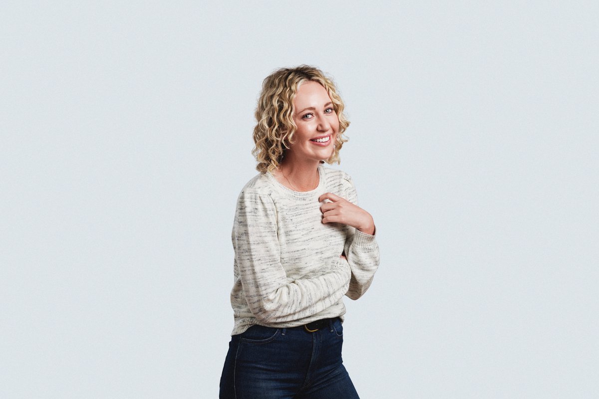 Join us in welcoming Cierra Creer, to Envoy Irvine.

Her professional background includes strategy, digital and print. Cierra enjoys the outdoors, hiking at the beach. And spends most of her free time snuggling her 10-year-old English cream golden retriever named Kingston.