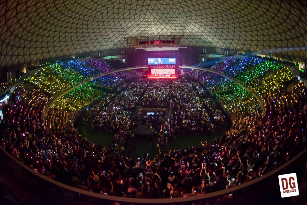 jealousysours's tweet photo. segunda fecha en chile xfavor para que repitamos esto 😭😭😭😭😭😭 #segundafechaparahschile @dgmedioschile https://t.co/DA7vOTZ3PX