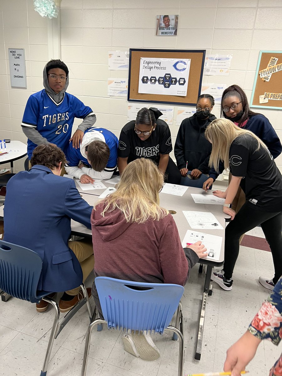 DWrightMMS's tweet photo. It was a close race as classroom competed against each other to be the first to break out of a computational thinking escape room!
@OfficialDLDay @TCBOE #DLDay #LeadingTheWay https://t.co/vW66YXF8ga