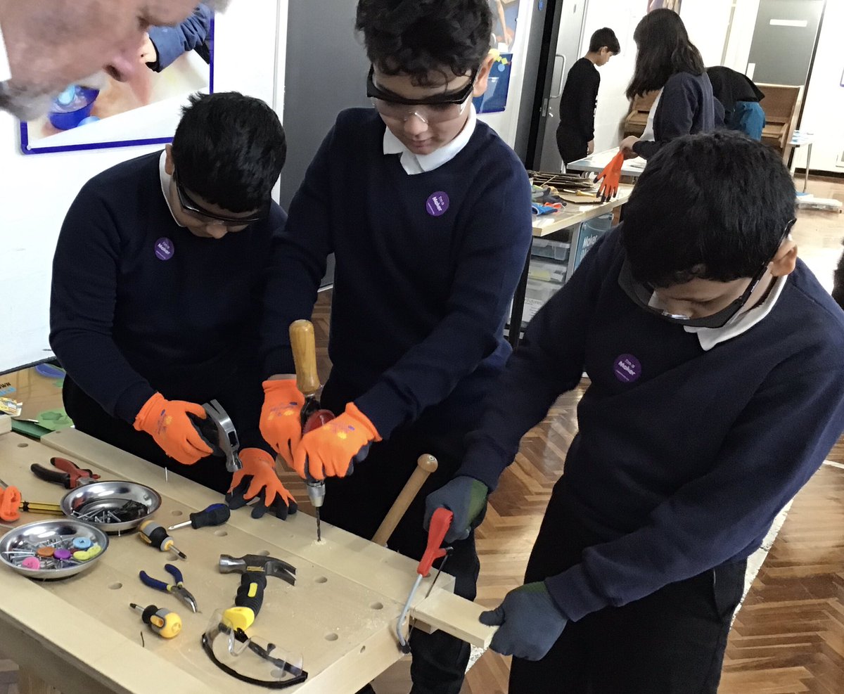 Maker_Futures's tweet photo. Improving our #woodwork skills with the amazing @STEMAmbassadors Mark @High_Hazels_Ac @HHA_Dragon @HHA_Griffin @Y5High #MakerVan https://t.co/zI7Dvs0CQ9