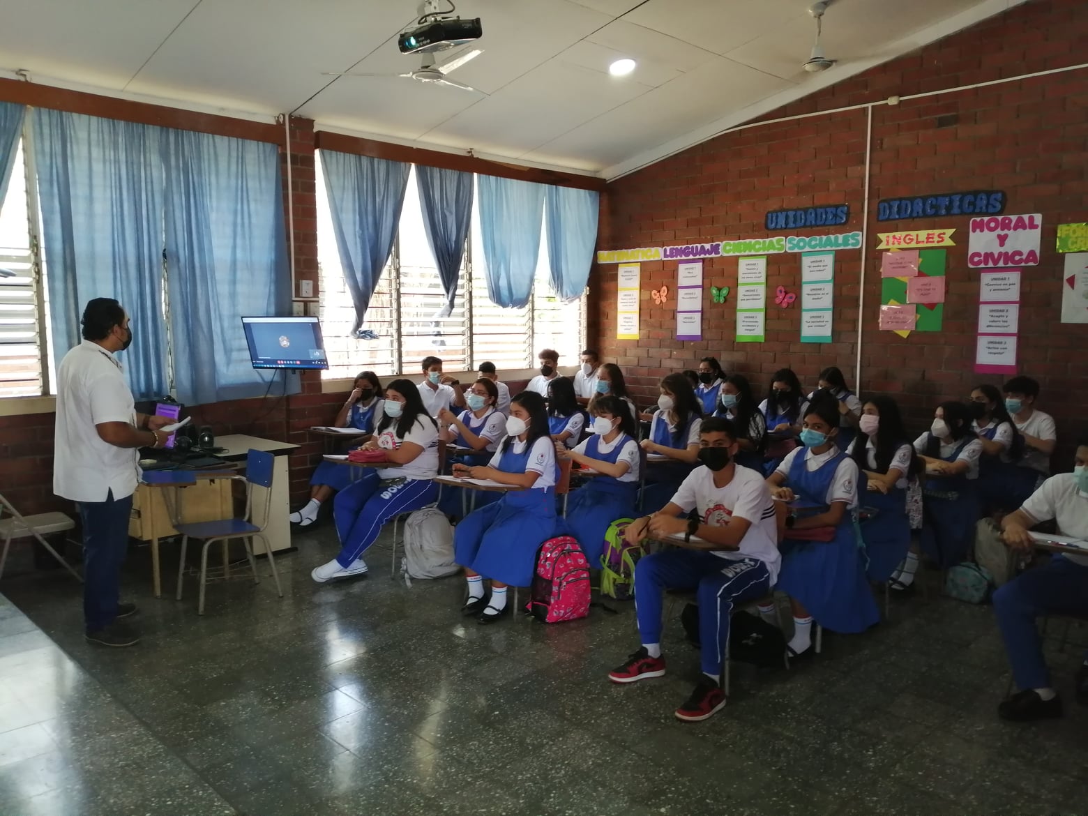 Bienvenida a nuestros Estudiantes. - COL. SAN FRANCISCO DE ASÍS