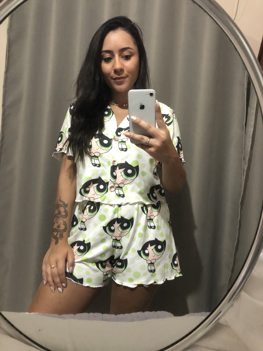 barbosath_'s tweet photo. Oiii meninas, pra quem se interessar abri uma lojinha de pijamas super fofos!!  ✨🤍
deem uma olhadinha, tenho alguns disponíveis ainda e em breve chega mais novidades 

@useoutranoite : link do insta: https://t.co/jw3rTx90U3

quem quiser dar RT pra ajudar a amiguinha 😬🤍 https://t.co/18EbX2F3rx