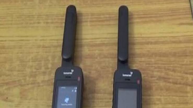 #BigStory: #SatellitePhones left by the US Army in Afghanistan are now used by Terrorists in #Kashmir. It has been revealed in the intelligence  agencies led by #NTRO.

Date: February 13, 2022
Time: 10:30 am to 3 pm
Locations: Budgam, Bandipora, Ganderbal, Kupwara, and Pulwama.
