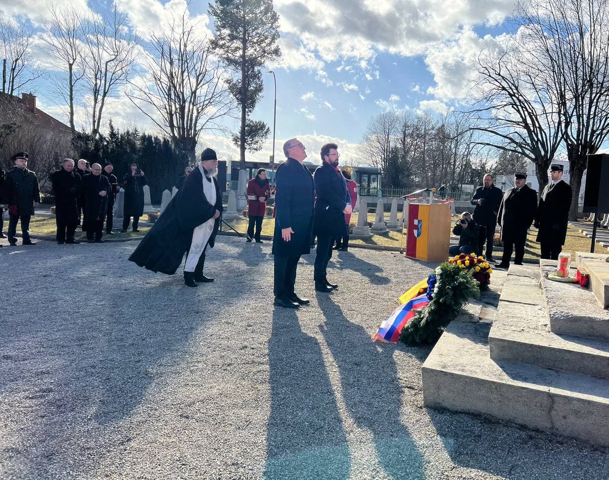 📍 Anlässlich des Tages des Vaterlandsverteidigers 🇷🇺 fand am sowjetischen Militärehrenmal des Friedhofs St.Pölten eine feierliche Zeremonie statt, die mit der Beendigung umfangreicher Restaurierungsarbeiten verbunden ist.

🔗 is.gd/pwPEqY