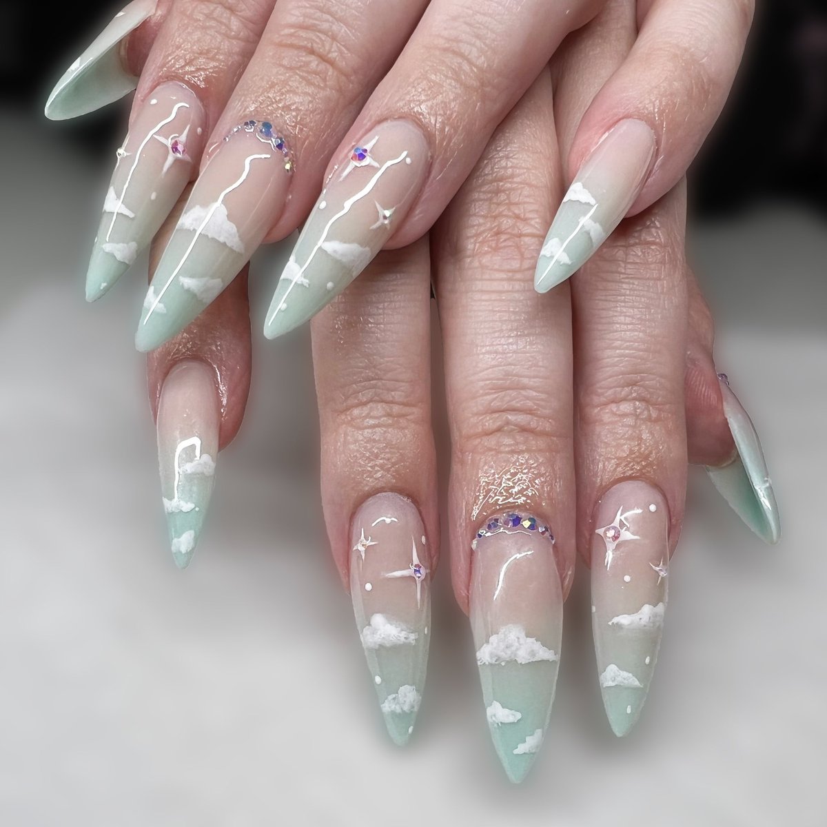 I did my friends nails yesterday 💅. She wanted almond pastel nails with clouds. So excited to finally have someone I can practice on, because I kinda wanna do it professionally one day. I still have to learn a lot tho! ❤️ #nails #nailart