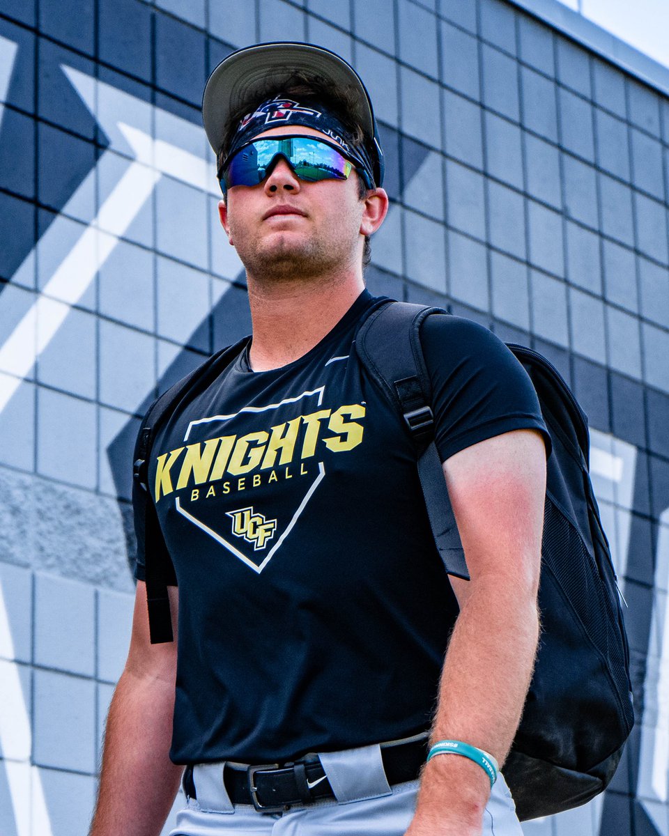 UCF_Baseball's tweet photo. 𝙉𝙚𝙭𝙩 𝙎𝙩𝙤𝙥: Jacksonville ✌🏻

#ChargeOn⚔️ https://t.co/s4DTyNGCIf