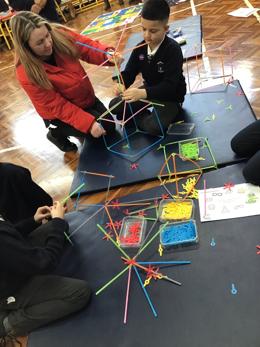 Maker_Futures's tweet photo. “How is it like to be an engineer👩‍💻👷‍♀️"-Juveria @Y5High an aspiring aerospace engineer from @High_Hazels_Ac asked our #MakerVan team. Inspiring engineers and problem solvers of the future! #GirlDay2022 @strawbees @SpheroEdu https://t.co/oBtLWfrwHk