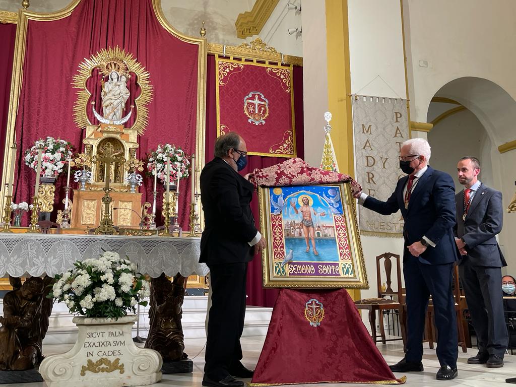 consejolocalalg's tweet photo. En la tarde noche de ayer tuvo lugar la presentación de la pintura, obra de Don Fernando Huete Galiano, que será el cartel de la Semana Santa de Algeciras 2022 y se hizo entrega del galardón Palma Cofrade 2022 a la Hermandad de la "Borriquita" por su 75 aniversario fundacional. https://t.co/Cgj6ApokvI
