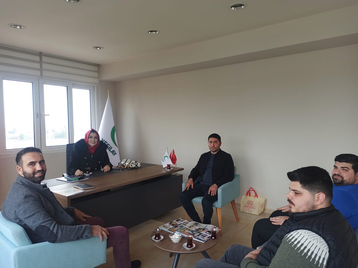 ihsansekban's tweet photo. @GisDernegi Yönetimi olarak @AdanaYesilay başkanlığına seçilen @zuhal_aslannn hayırlı olsun ziyaretinde bulunduk. @ferhaty_yayla https://t.co/ARXSKmqbGz