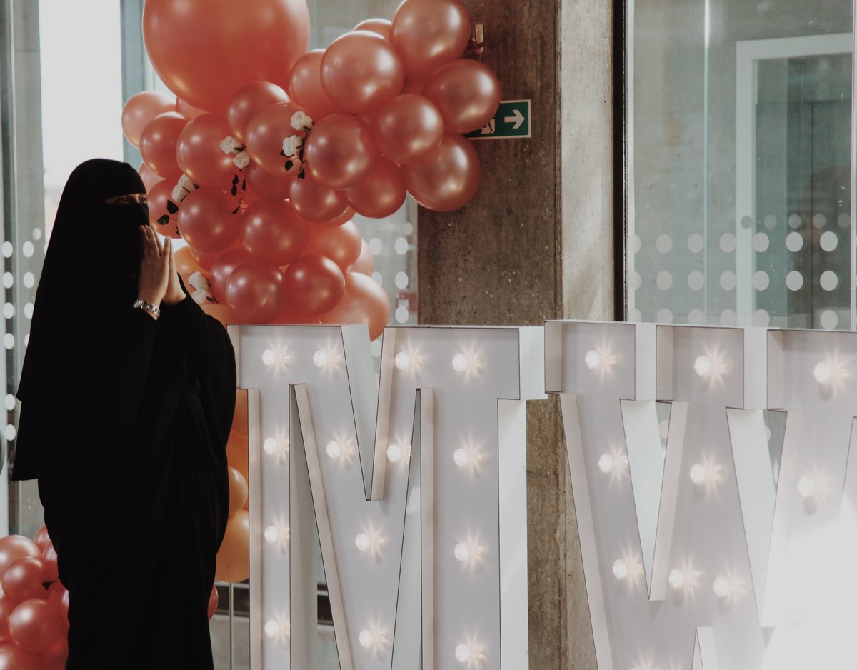 I can't wait to meet all the wonderful Muslimah writers at the Muslimah Writers Summit this weekend!
We have 4 days of talks, training and workshops planned for Muslimah writers of all levels!

Claim your free ticket here: bit.ly/muslimahwriter…