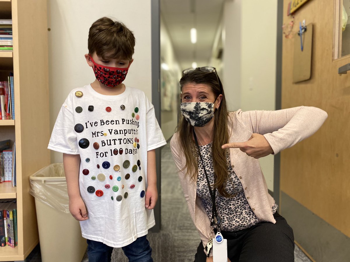 MrsDabek's tweet photo. 100 days in the books! #MacArthurStrong #BPatriotProud @BCSDMAPrincipal @BinghamtonCSD https://t.co/IUqVUF3HJz