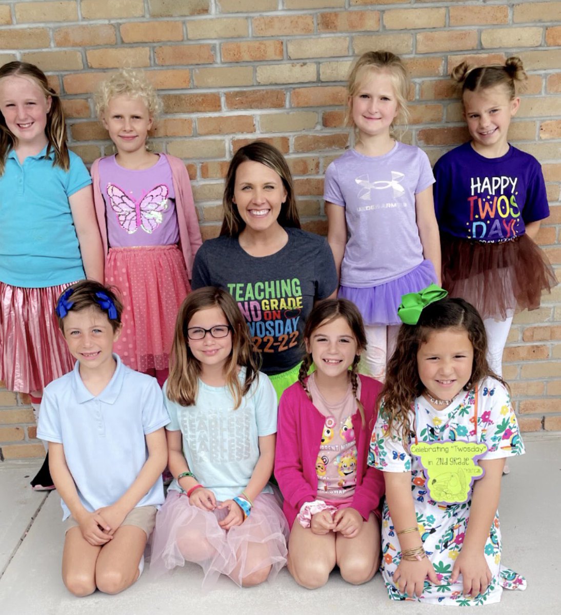 MrsKatieBiondi's tweet photo. Twosday 2-22-22! Celebrating with 2 Recesses, 2 Snacks, adding and subtracting 2-Digit Numbers, read 2 read aloud books, writing about life in 22 years, and even plan to have a 2 minute and 22 second dance party at 2:22!! It is truly a day 2 remember!#BestTwosday #Tutus #Twocans https://t.co/me5BUYvUJT