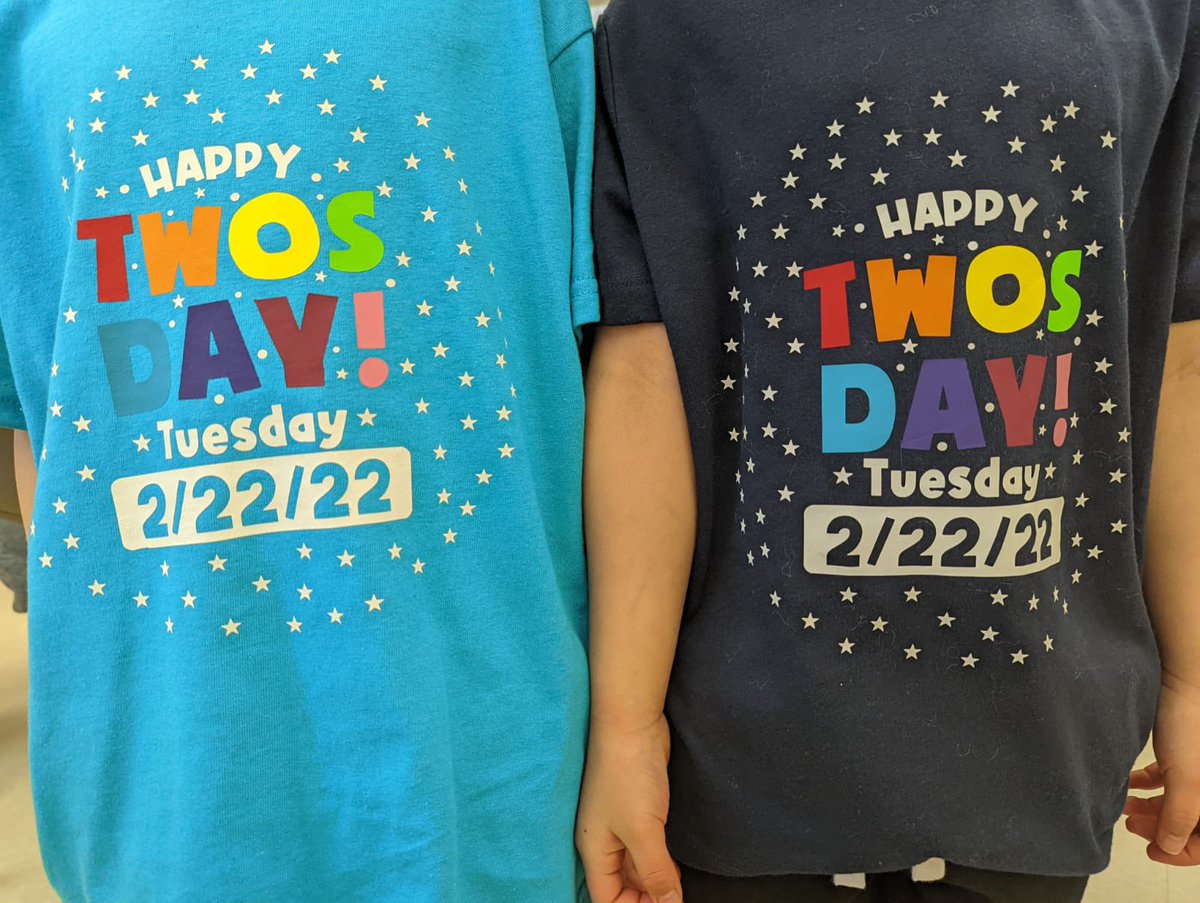 Super adorable to see our grade 1 twins working their "twinniness" for Twosday! Happy Twosday from @Eastview and <a href="/DollyPanday/">Dolly Panday</a>