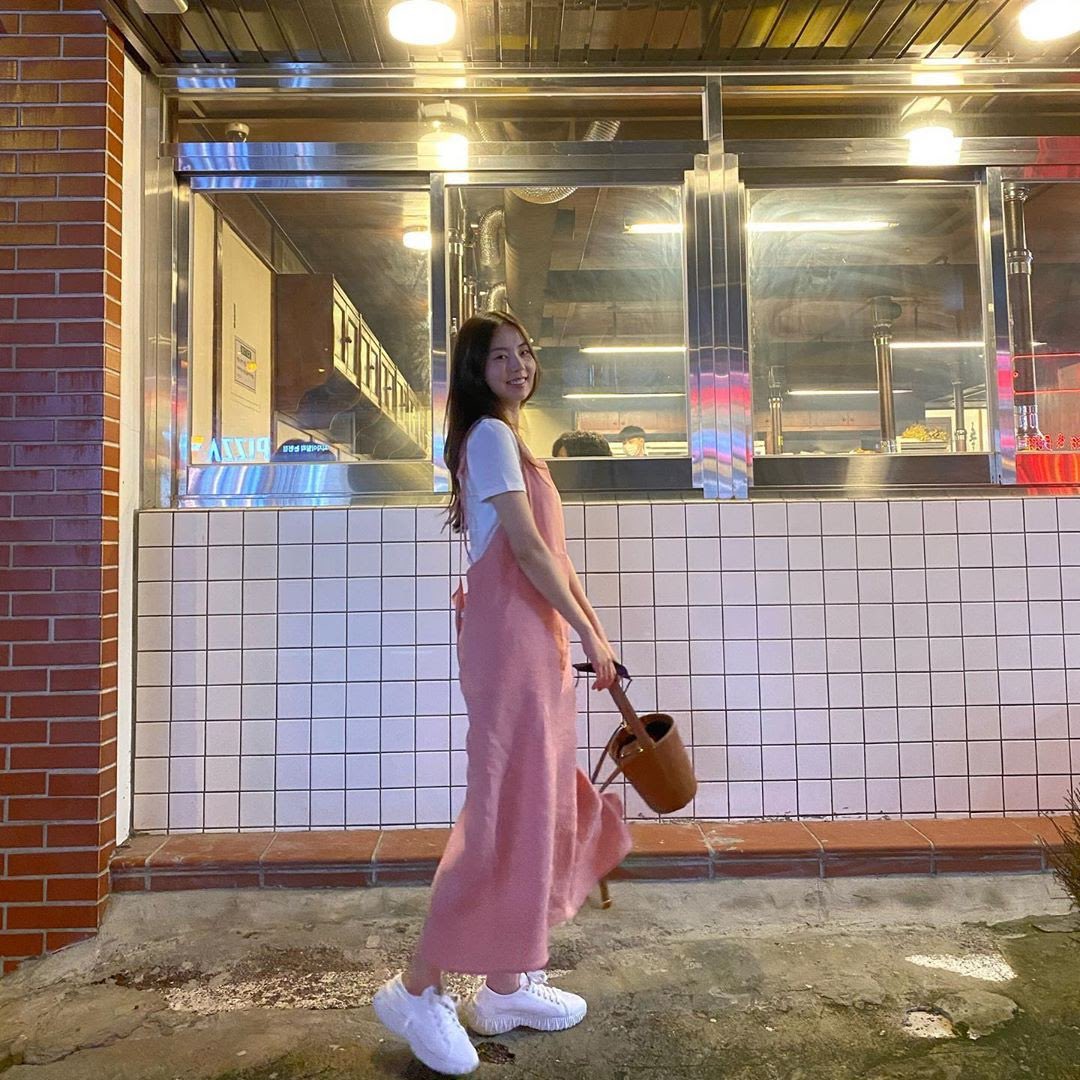 hourlysohee's tweet photo. #SOHEE #안소희 https://t.co/wb85kD4dQL