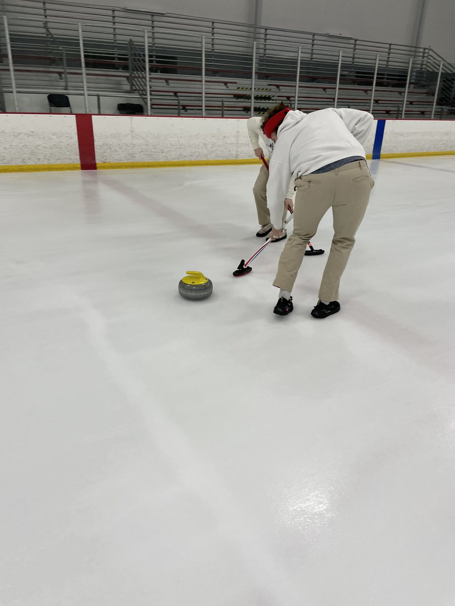 CoachABarth's tweet image. @DSeibal @michael_page3 showing their skills on the ice in the sport of curling just as if they were still on the 🏈 field! ☘️🏈