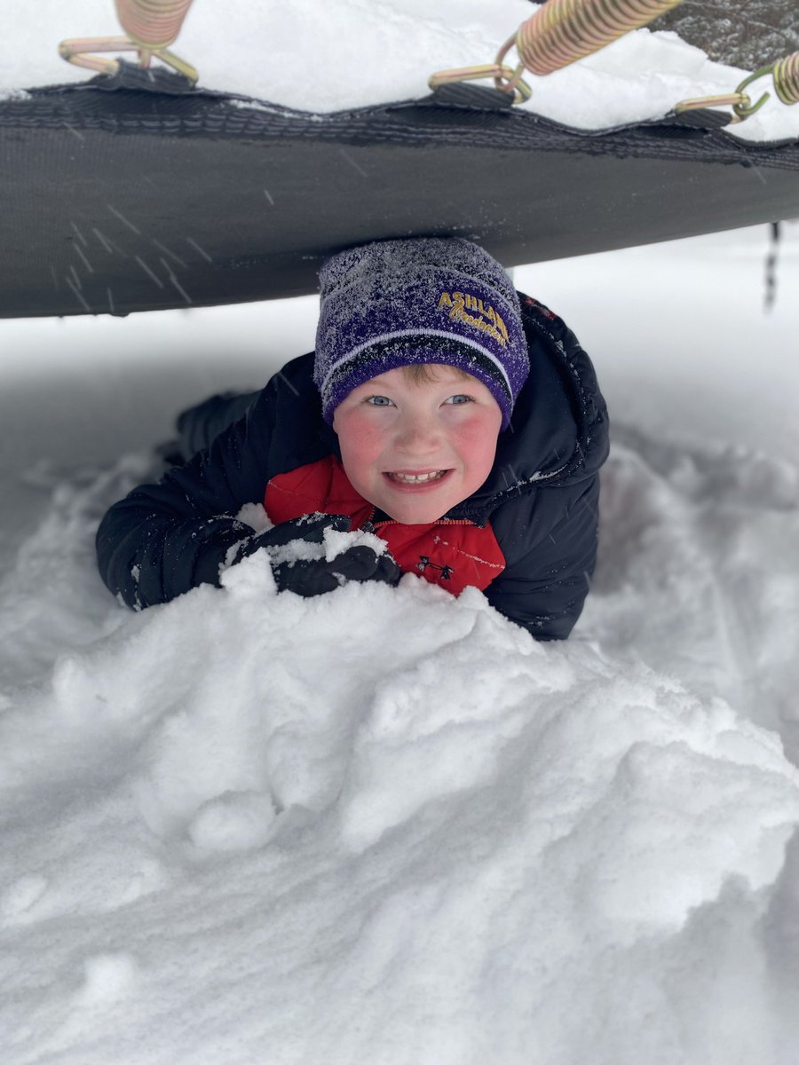 JacesJarsofHope's tweet photo. Snow Day ✌🏼… 27”+ &amp; more expected thrum midnight! #CousinFun! https://t.co/cPdBslMgQL