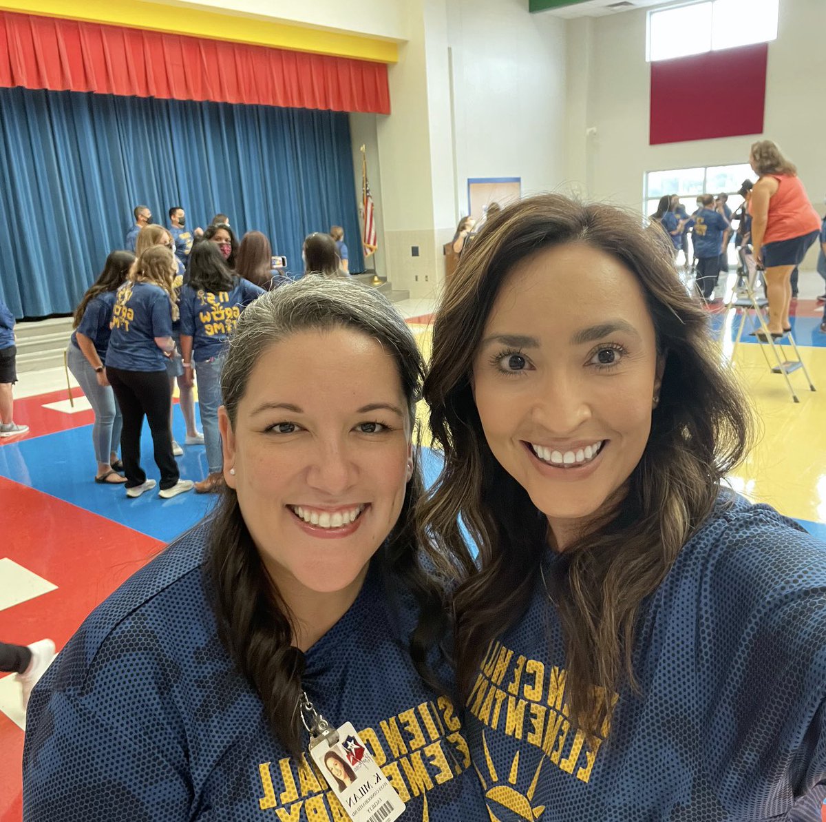 lynnsedillo1's tweet photo. 2❤️22❤️22
Happy 2’s Day!!  We are better TWOgether!!  #twosday #SomosSol #SHESshinesBright #ICs https://t.co/7DH6wHy5JB