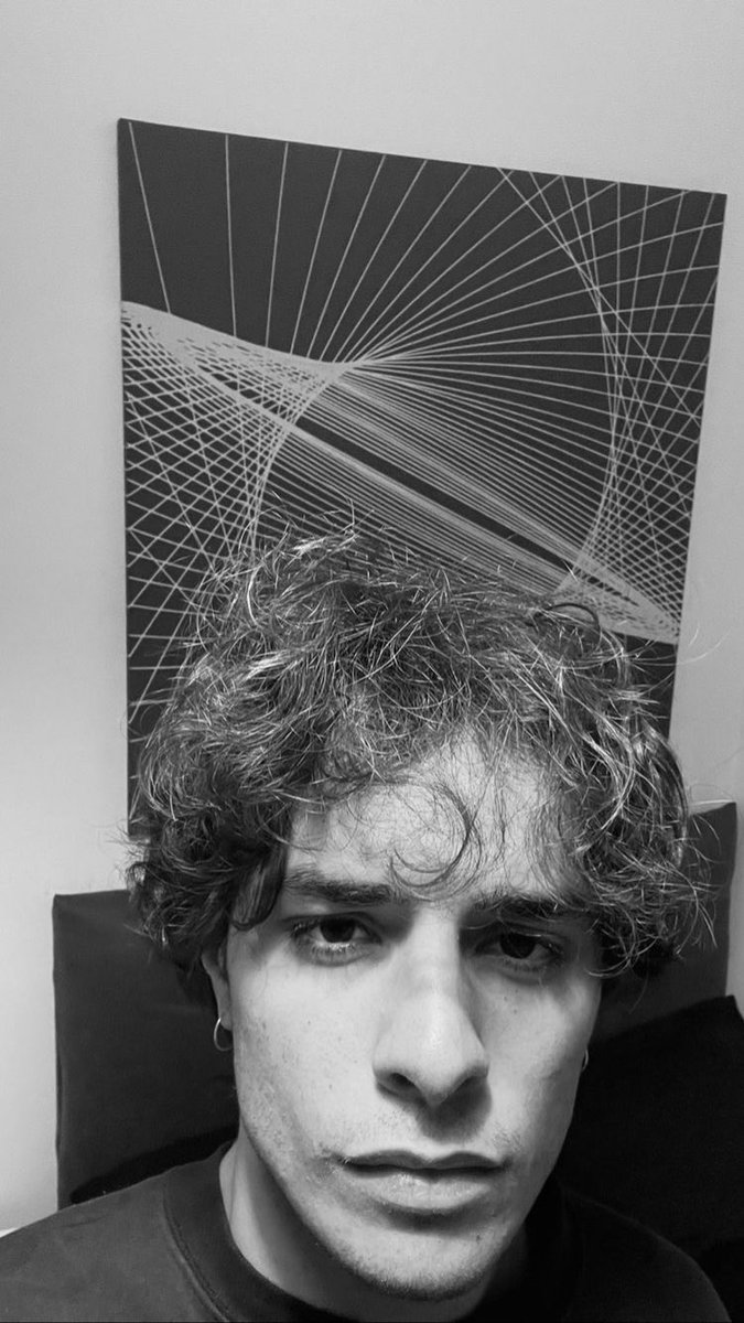 ManuelFerroo's tweet photo. buonasera? https://t.co/I5eplavEDI