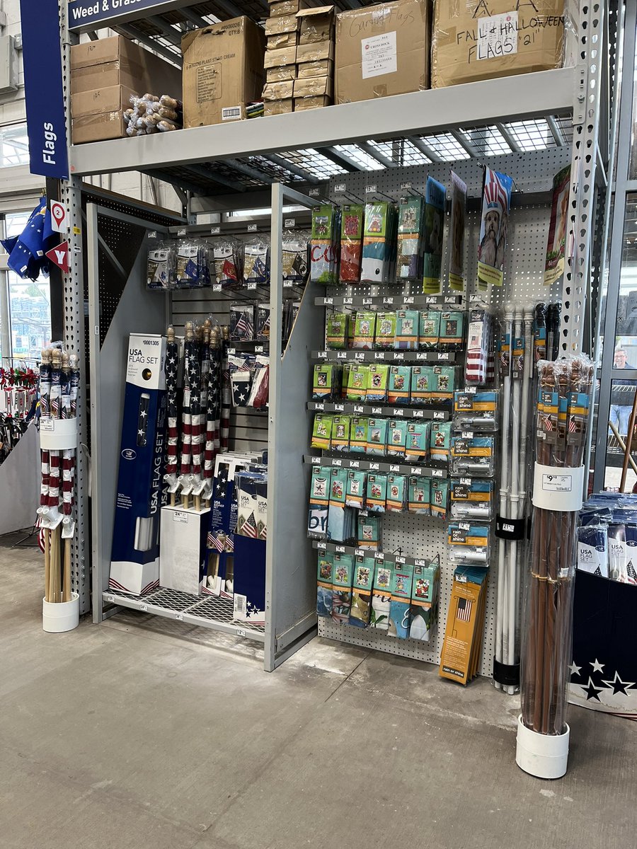 taylorfugate10's tweet photo. Store 787 updated flags.  @JeremyMoser14 @CoryRey75991631 @LeeHall18989665 @RosaDMSM810 @steveyoung456 @mpruettlowes https://t.co/jHGOQbhVr2