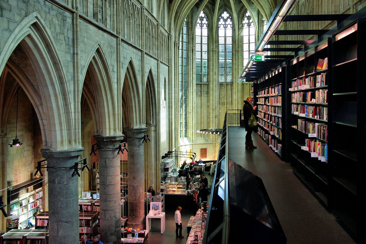 PaperclipBooks's tweet photo. It’s Travel Tuesday! 😍 Traveling to the #Netherlands today to show you the Selexyz Dominicanen #SelexyzDominicanen #Maastricht
.
#paperclippublishing #ilovelibraries @ilovelibraries #traveltuesday #reading #booksandlibraries #literature #library #famouslibraries #travel https://t.co/tbfzl7SDcA