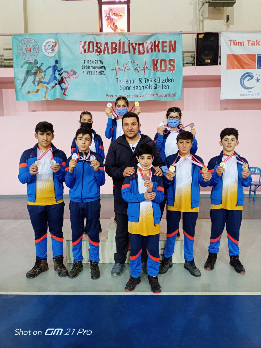 21.02.2022 Tarihinde Erzurum'da düzenlenen Yıldızlar kategorisinde Okullar arasi Bilek Güreşi Müsabakasından kareler <a href="/Karayazimem/">Karayazı İlçe MEM</a> @karayazikymkmlk <a href="/skaygusuz/">Salih Kaygusuz</a> <a href="/tcmeb/">Millî Eğitim Bakanlığı</a> <a href="/muhliscicek25/">Muhlis Çiçek</a> <a href="/bulentkucuk25/">BÜLENT KÜÇÜK</a> <a href="/Muharre52996593/">Muharrem  Aydın</a>