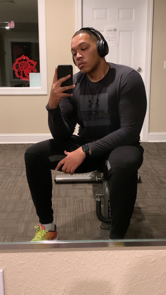 roddythehottie's tweet photo. Looks like itβs going to be a #Thickboysummer π€·π½ββοΈ https://t.co/mTfW1ZrSbe