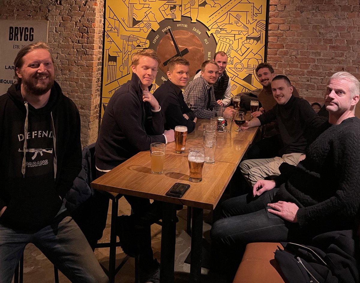 Aktiemaskinen's tweet image. Aktiepub / Öl med idioter 

Feb 2022