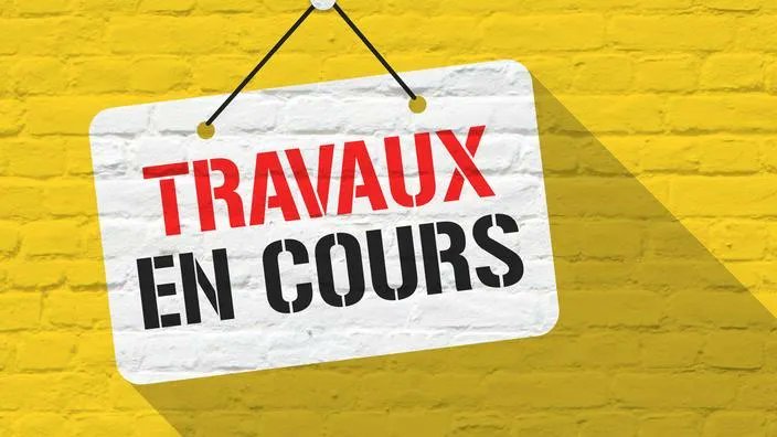 S'il y a urgence, le syndic peut et doit agir sans autorisation préalable de l'assemblée générale pour faire réaliser les travaux nécessaires à la sauvegarde de l'immeuble. À défaut, il pourrait être accusé de négligence <a href="/Le_Particulier/">Le Particulier</a> leparticulier.lefigaro.fr/jcms/c_111571/…