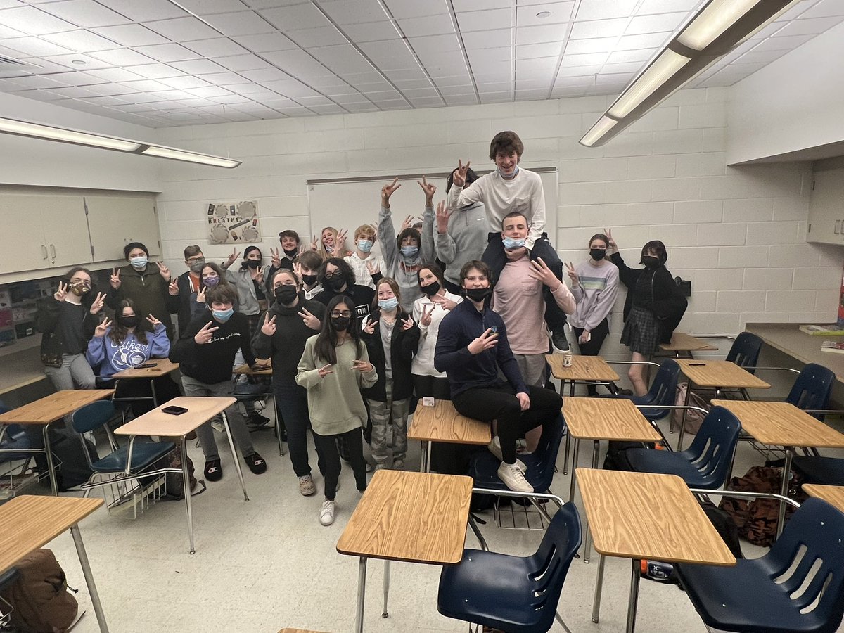 Kmol21's tweet photo. Two’s up on Tuesday 2/22/22 https://t.co/ULmRLRzhhy
